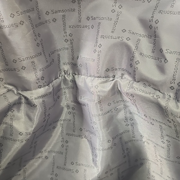 Samsonite Travel Bundle - Picture 3 of 4